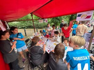 Read more about the article Kiezfest am 1.7. auf dem Klausener Platz – und Borussia 19 mittendrin